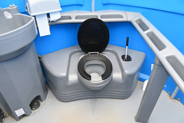 Best Sanitation services for porta potties  in Robbinsdale, MN